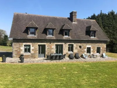 Entire house in the countryside near the beaches of the English Channel Hotels near The Poëslerie Museum and the House of the Lacemaker