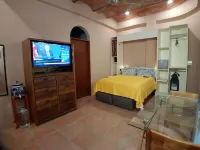Studio apartment in great location with a beautiful pool/garden area. Hotel a Bucerias