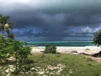 Private Beachfront Home Hotels in Green Turtle Cay