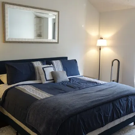 Townhouse 3bd 3.5 bth Auburn, AL Quiet area and pet friendly 1 mile from campus