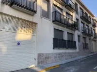 COZY APARTMENT WITH BALCONY WITH SEA VIEWS, 50M FROM THE BEACH + WIFI