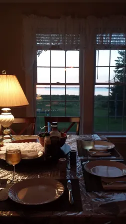 For family or romantic getaways, or a retreat, this beautiful space awaits you