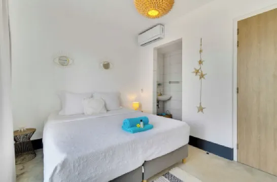 Kas Azul - New water front villa with private pool Hotels in 