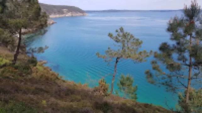 Typical Morgat house 150m from the beach with private garden