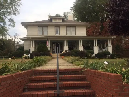 Hunter House Bed and Breakfast