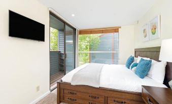 Space for All! Close to Lift 7, Fireplace, Hot Tub Condo