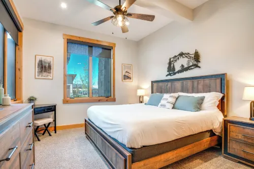 Fraser Adventure Base! Condo Near Hiking & River -  Ferienwohnungen