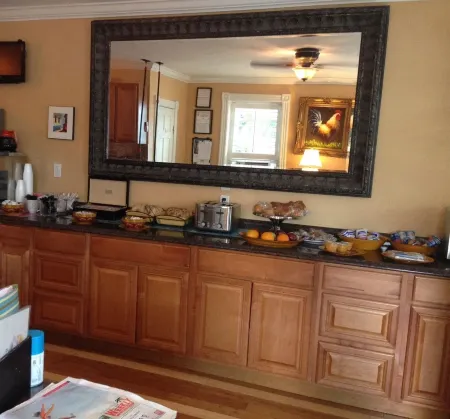 Duval Inn - Key West