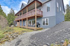 Fish & Hike: Apartment w/ Pool Table in Ketchikan!