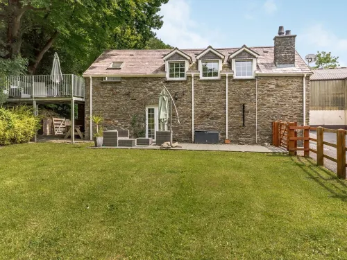 Garden Apartment Hotels in New Quay