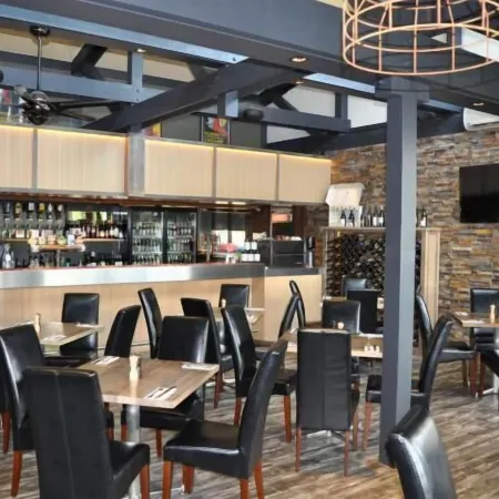 Brougham Arms Hotel