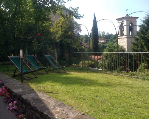 B&B Entro le Mura Hotele w: Bergamo