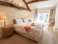 4 Greencross Cottages