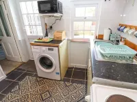 Brick Cottage Hotels in Grade-Ruan