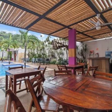 Hotel Yeah Rincón de Guayabitos