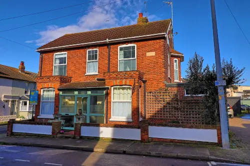 Walton Beach Holiday Lets Các khách sạn ở Frinton-on-Sea