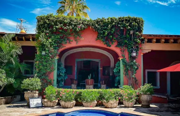 玫瑰精品旅館雙城館