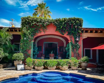 Hacienda de Los Santos Hotel a 