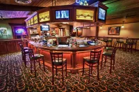 Lucky 7 Casino & Hotel (Howonquet Lodge) Hotels in Smith River
