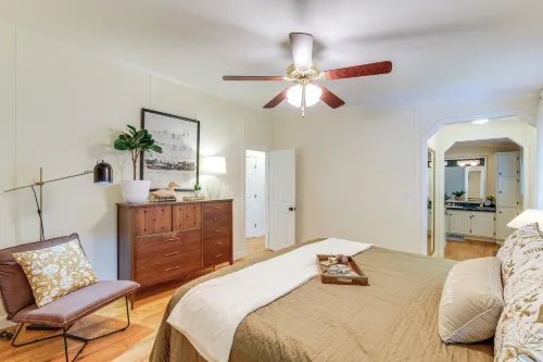 Walk to River: Loudonville Retreat w/ Hot Tub! - Kylpyammeita