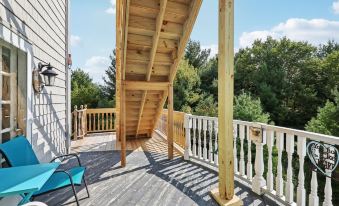 Starlight Tower Suite 1 Bedroom with Stunning Views 1 Villa by RedAwning