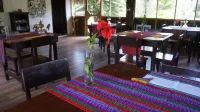 Pine Ridge Lodge - พร้อมอาหารเช้า
