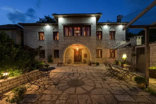 Vikos Hotel Hotels in Monodendri