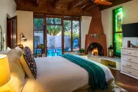 Adobe Rose Inn - balcony