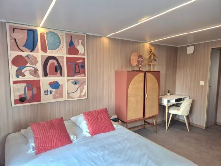 Hôtel des Argousiers Отели в г. Амблетёз