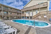 Gulf Shores Condo w/ Pool & Grill: Walk to Beach! - Ocean View