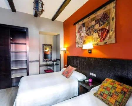 La Flor de Al-Andalus Hotels in Merida