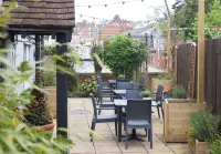 Bull Hotel by Greene King Inns Hotels in Halstead