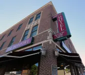 โรงแรมแอร์โรว์ โรงแรมใน