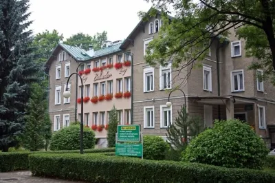Belweder Hotel dekat Polanica-Zdrój