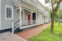 Historic Savannah Home with Original Fireplaces