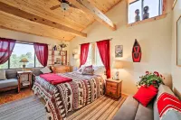 Idyllic Dolores Cabin w/ Fire Pit & Lake Views! - 3 étoiles