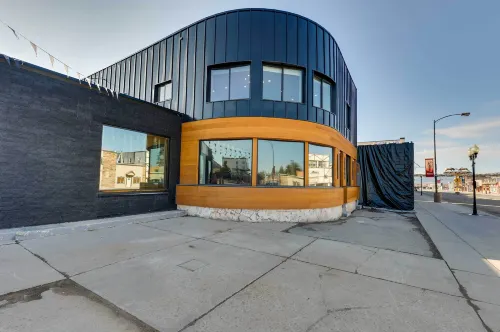 The Lofts on 89 Condo - 5 Miles to Salt River!