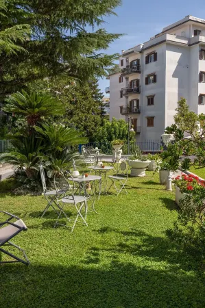 Giardino Archeologico Отели рядом с достопримечательностью «Собор Святых Филиппа и Иакова»