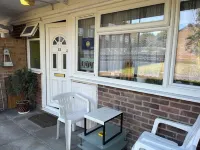 Love & Peace Hotels in Bromley