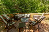 Byrdies Beach House @ Crook Point Hotels in Gold Beach