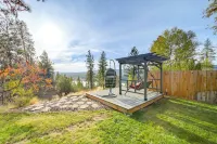 Lakeview Retreat w/ Fireplace, Spa Tub & Balcony - Wifi
