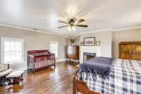 Vineyard Retreat at George Vest Historical Home - 4-Star