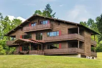 Urban Cowboy Lodge Hotels in Phoenicia