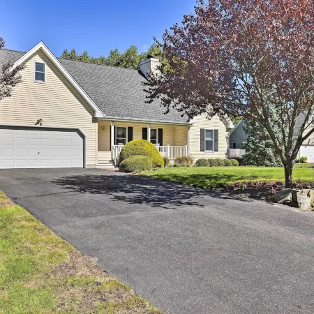 < 1 Mi to Beach: Luxury North Fork Retreat w/ Deck