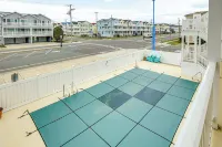 Wildwood Condo w/ Pool Access - Walk to Beach - Holiday Apartments