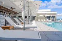 The Perry Hotel Naples - Beach