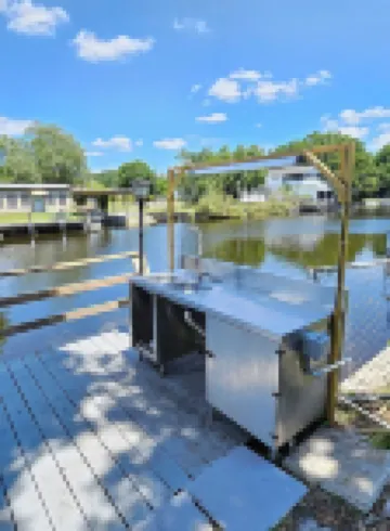 Fisherman's Paradise! 2Bd/2Ba Waterfront Retreat with Access to Lake Okeechobee!