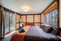 Charming Forest Getaway near West Point & Storm King