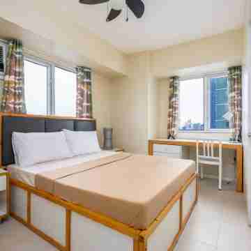 2-Bedroom Retreat in Avida Riala– Prime Location Rooms