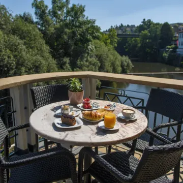 Covelo - the Original Rooms and Suites